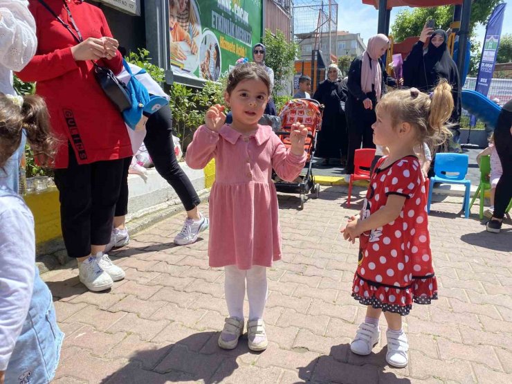 BAHÇELİEVLER’DE ANNE VE ÇOCUK ETKİNLİK MERKEZİ AÇILDI