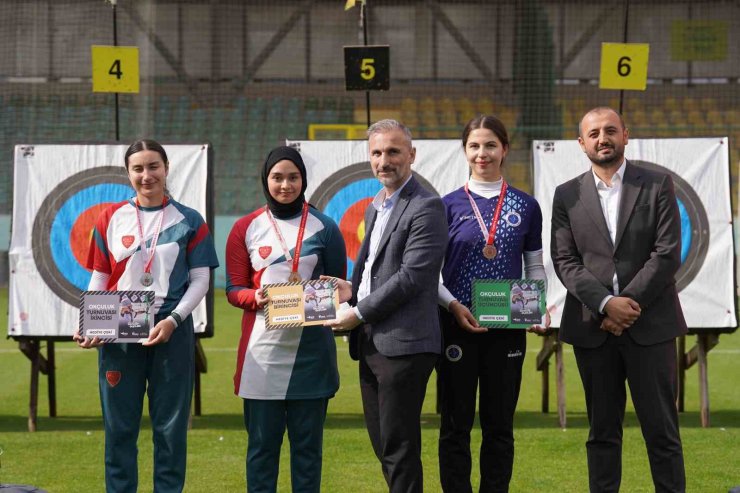 ESENLER’DE GENÇLİK RÜZGARI ESTİ