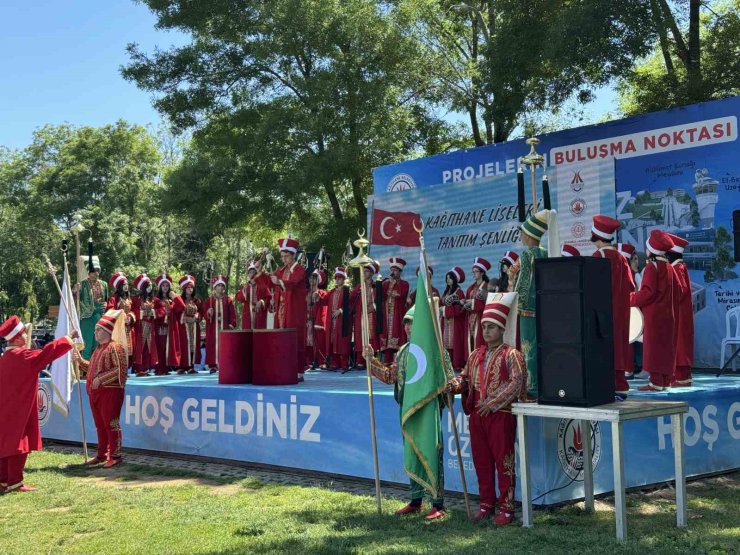 KAĞITHANE BELEDİYESİ’NDEN İLÇEDEKİ LİSELERİ TANITIM ŞENLİĞİ DÜZENLENDİ