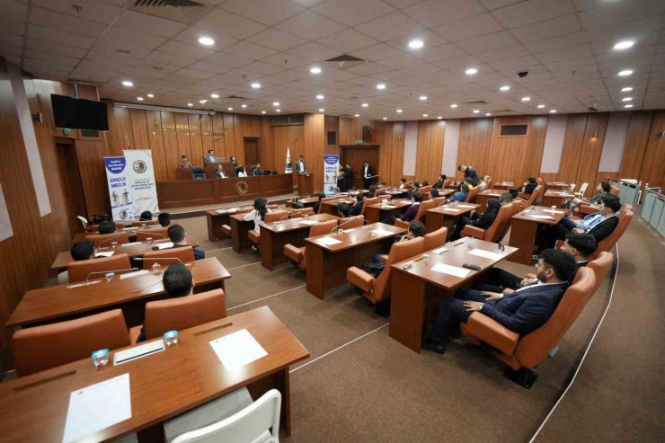 KARTAL GENÇLİK MECLİSİ KURULDU: BAŞKAN YÜKSEL’DEN GENÇLERE GELECEĞİ ŞEKİLLENDİRME ÇAĞRISI