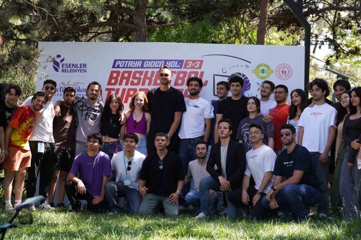 SEMİH ERDEN, ESENLER’DE GENÇLERLE BULUŞTU