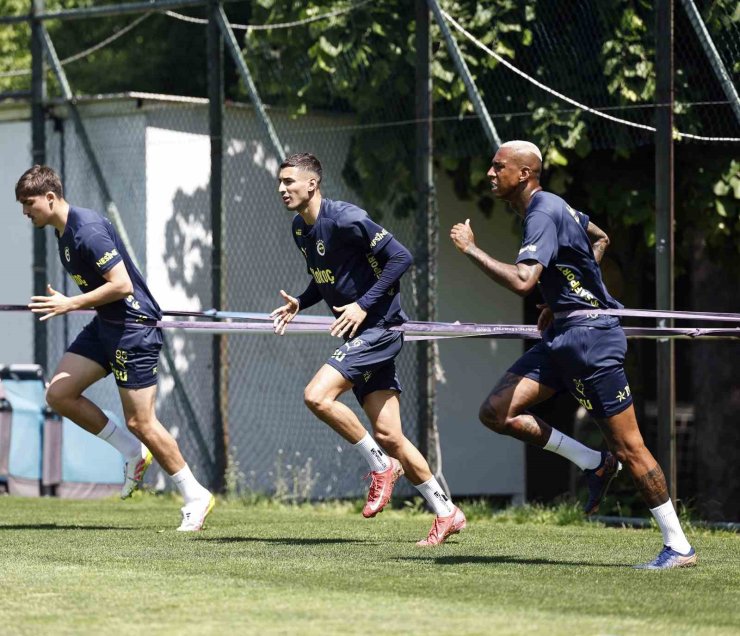 FENERBAHÇE’DE HATAYSPOR MAÇI HAZIRLIKLARI DEVAM ETTİ