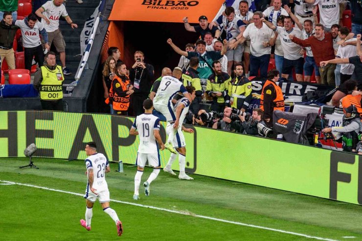 TOTTENHAM 3. KEZ UEFA AVRUPA LİGİ ŞAMPİYONU