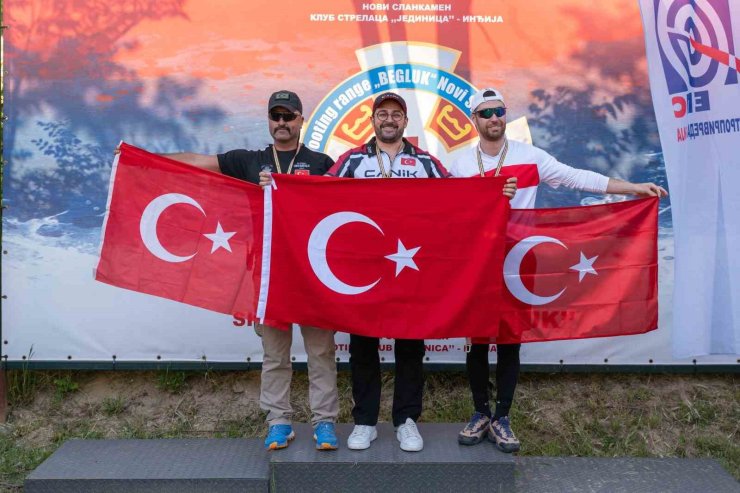 CANİK, ŞAMPİYON ÇIKARMA GELENEĞİNİ SÜRDÜRDÜ