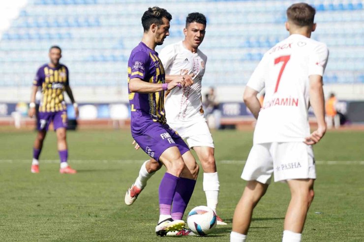 TRENDYOL SÜPER LİG: EYÜPSPOR: 2 - ANTALYASPOR: 0 (İLK YARI)