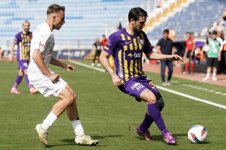 TRENDYOL SÜPER LİG: EYÜPSPOR: 2 - ANTALYASPOR: 0 (İLK YARI)