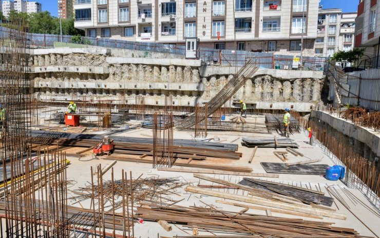 ESENYURT’TA ATIL DURUMDAKİ CEMEVİ’Nİ YENİLEME ÇALIŞMALARI DEVAM EDİYOR
