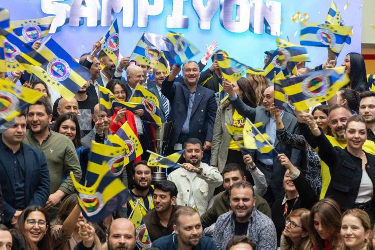 FENERBAHÇE’NİN EUROLEAGUE ZAFERİ YILDIZ HOLDİNG’DE COŞKUYLA KUTLANDI
