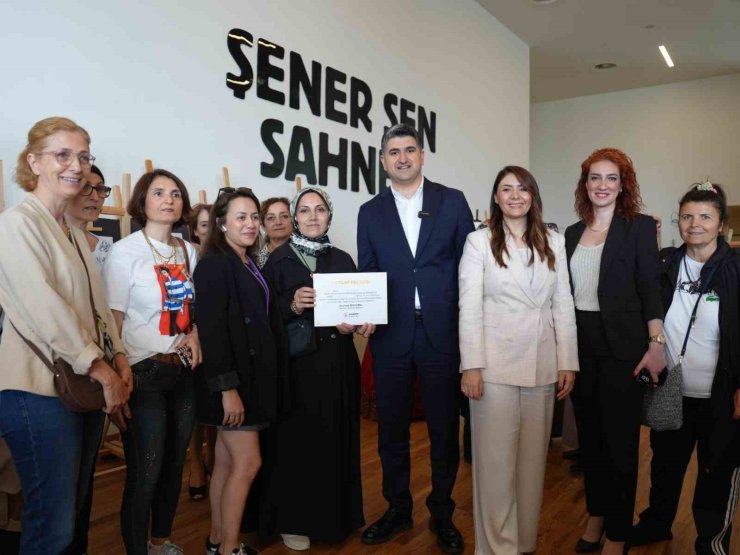 ‘ÜRETEN KADINLARIN İZİ’ ATAŞEHİR’DE