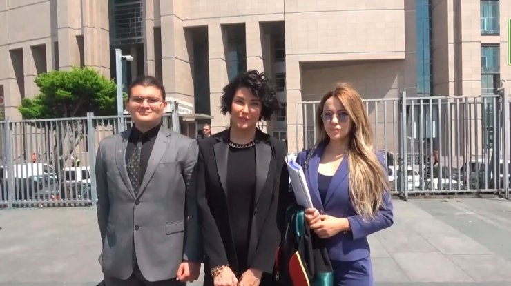 ESKİ MANKEN DENİZ AKKAYA’YA 2 YIL 4 AY HAPİS CEZASI