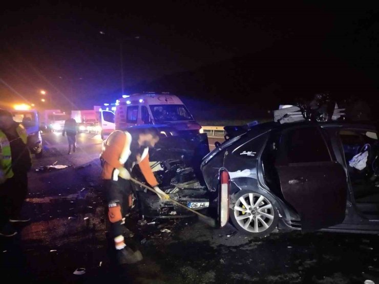 BEYKOZ’DA 5 ARAÇLI ZİNCİRLEME TRAFİK KAZASI: 7 YARALI