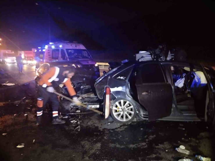 BEYKOZ’DA 5 ARAÇLI ZİNCİRLEME TRAFİK KAZASI: 7 YARALI
