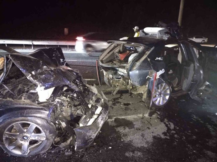 BEYKOZ’DA 5 ARAÇLI ZİNCİRLEME TRAFİK KAZASI: 7 YARALI