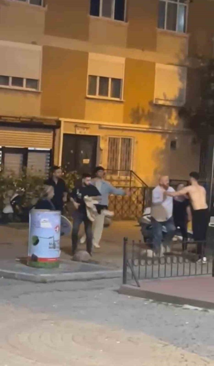MALTEPE’DE İKİ GRUP ARASINDA KAVGA: SANDALYELER HAVADA UÇUŞTU