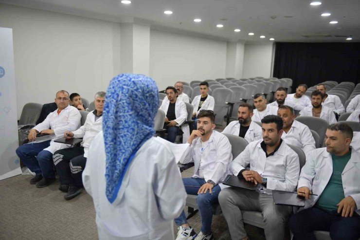 ESENYURT’TA EĞİTİMLİ KESİM ELEMANLARI GÖREV BAŞINDA