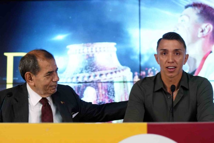 FERNANDO MUSLERA’DAN DUYGUSAL VEDA