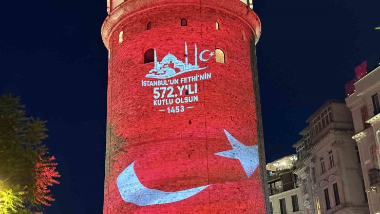 GALATA KULESİ’NDE İSTANBUL’UN FETHİNE ÖZEL IŞIK GÖSTERİSİ