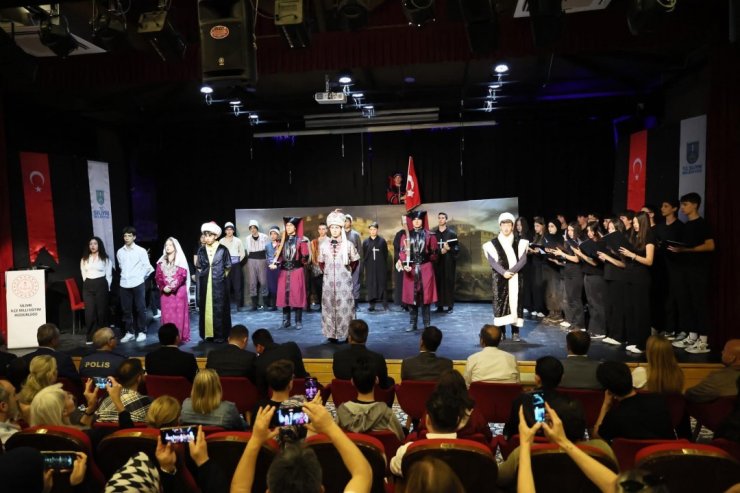 SİLİVRİ’DE İSTANBUL’UN FETHİ YIL DÖNÜMÜ PROGRAMI DÜZENLENDİ