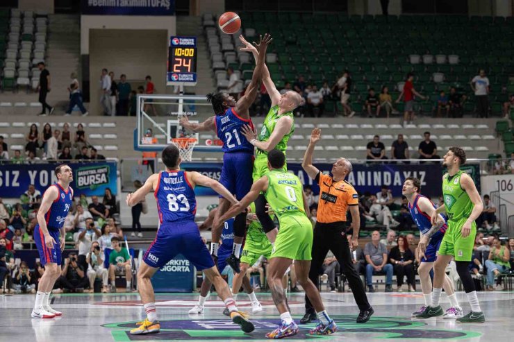 BASKETBOL SÜPER LİGİ: TOFAŞ: 94 - BAHÇEŞEHİR KOLEJİ: 80