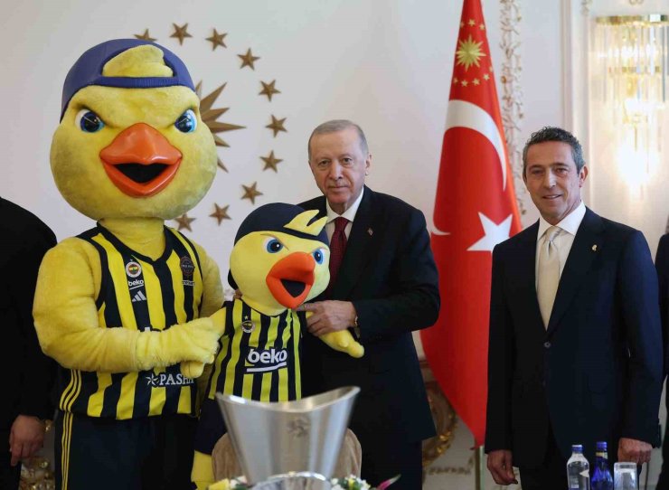 CUMHURBAŞKANI ERDOĞAN, FENERBAHÇE HEYETİNİ KABUL ETTİ