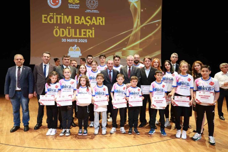 SULTANBEYLİ, GENÇLİK VE SPORUN MERKEZLERİNDEN BİRİ OLACAK