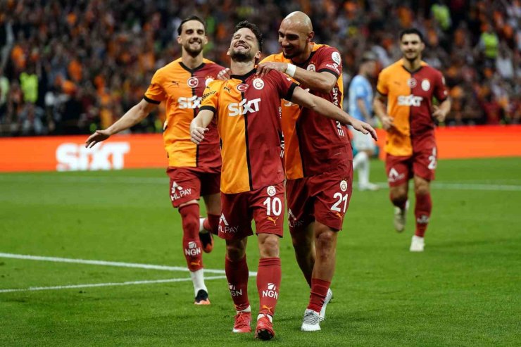 TRENDYOL SÜPER LİG: GALATASARAY: 1 - BAŞAKŞEHİR: 0 (İLK YARI)