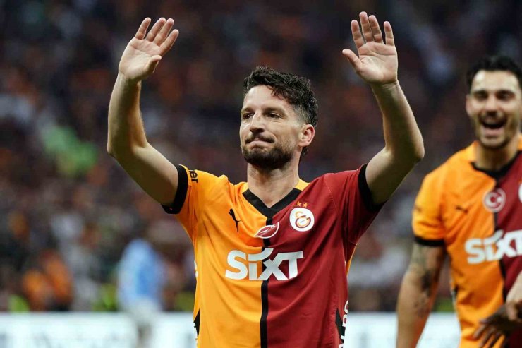 TRENDYOL SÜPER LİG: GALATASARAY: 1 - BAŞAKŞEHİR: 0 (İLK YARI)