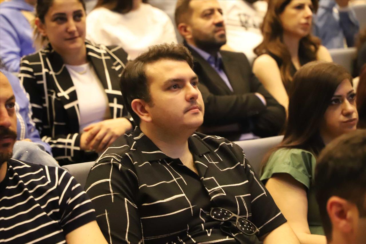 vzm0lkjokn8jar2ptlby3wex.jpg