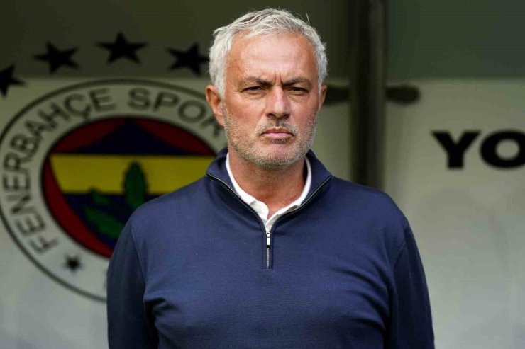 JOSE MOURİNHO’DAN, KONYASPOR KARŞISINDA 7 DEĞİŞİKLİK