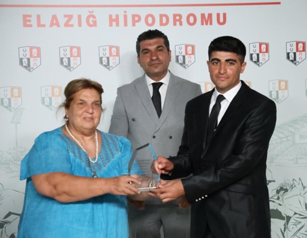 9j5upri7h6vswmkzkfzg23ob.jpg