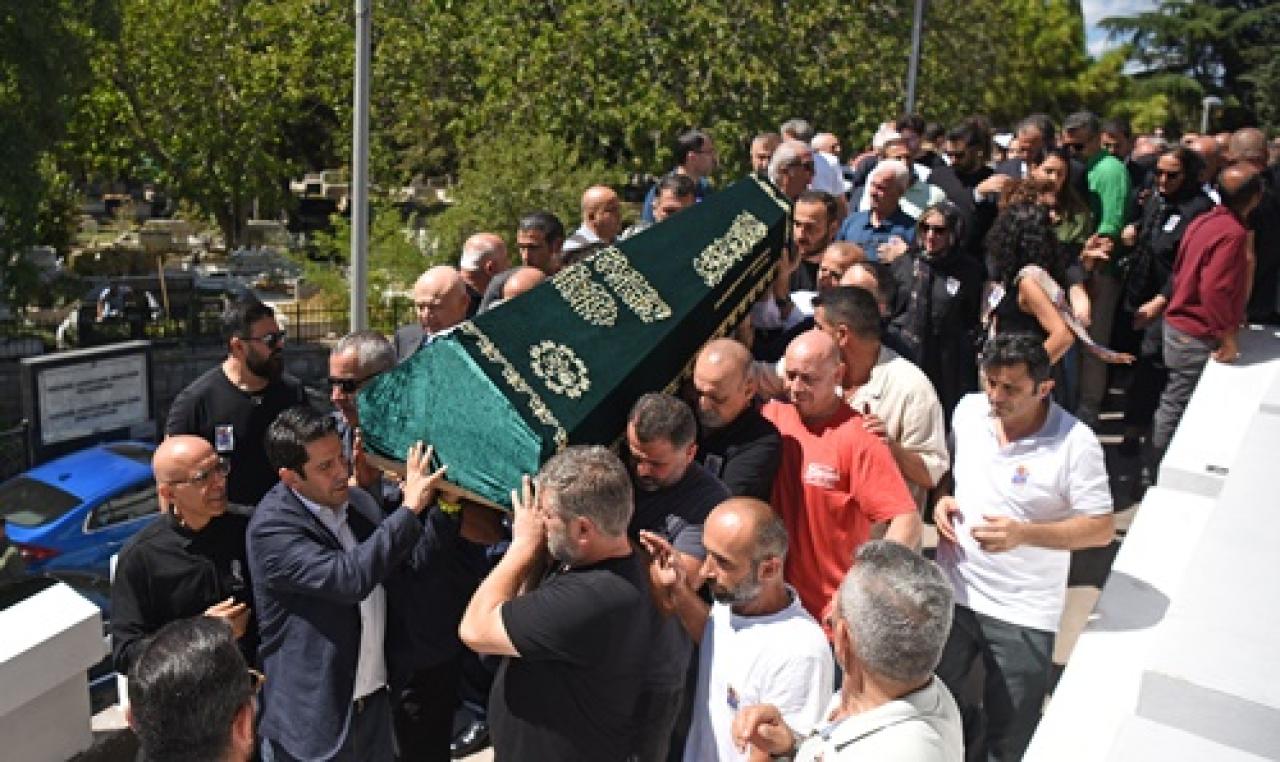 pczaz52Ivubjfruwxij3cft9.jpg