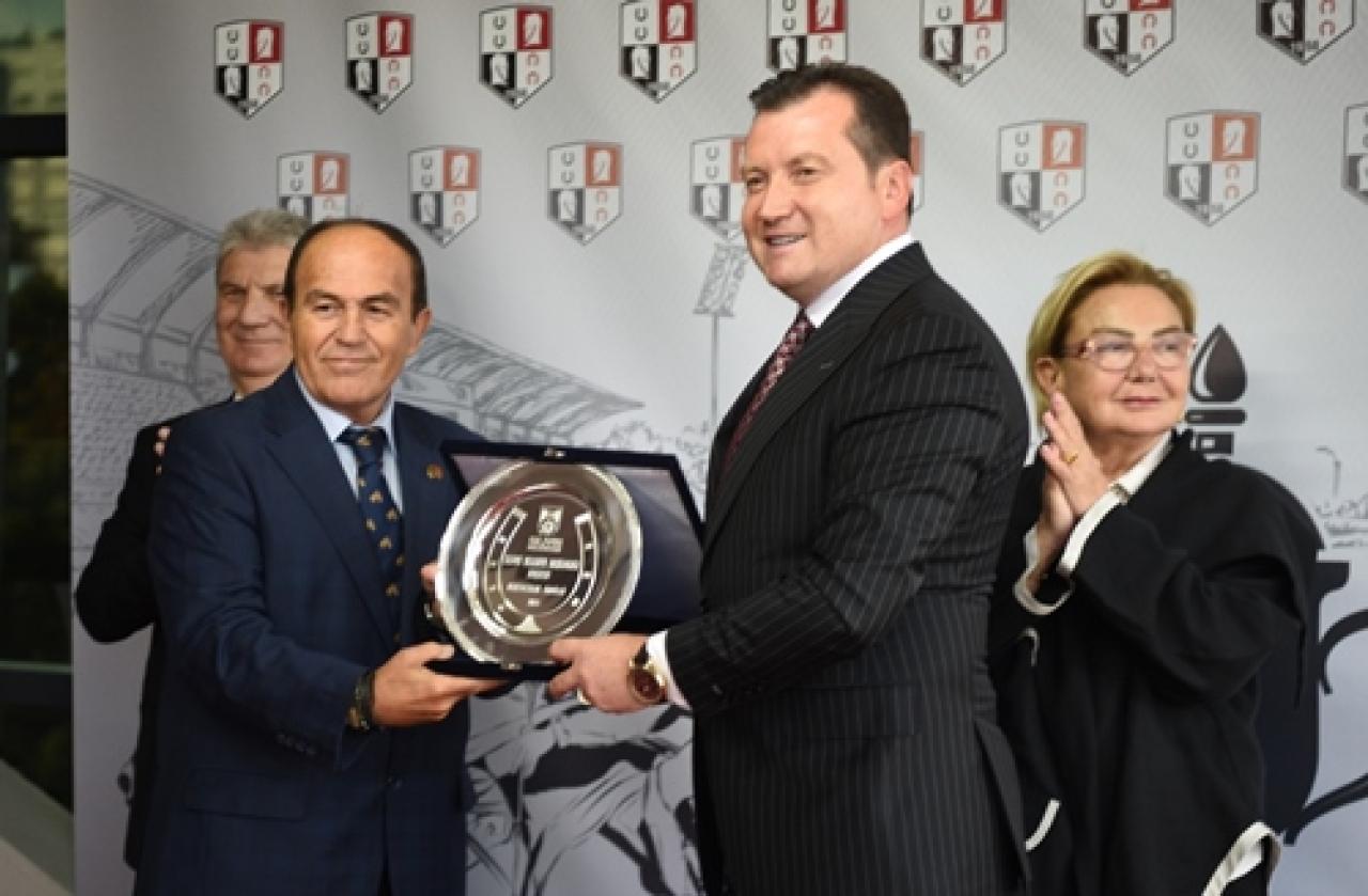 nnoahekmgfuq90sIjzxuegib.jpg