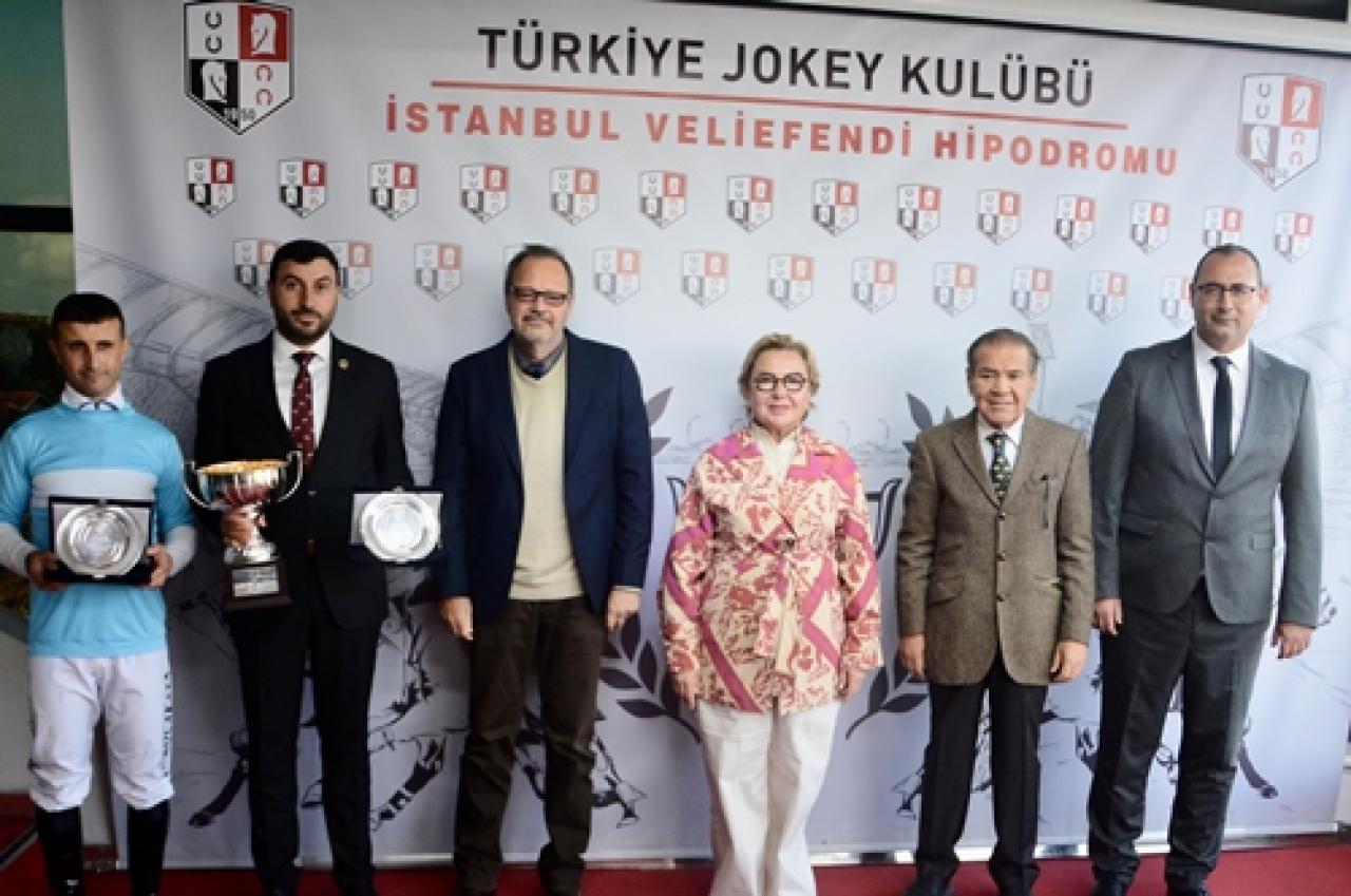 yye08jvho19mnkr3jzcfgIpd.jpg